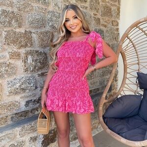 Boutique Beautiful Hot Pink Ruffle Smocked Mini Dress Women’s Size Small